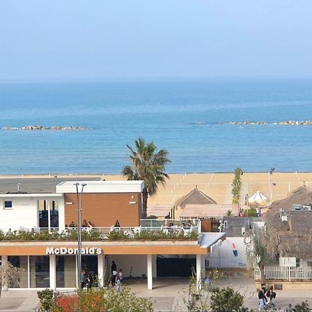 Appartement Regina Elena Al Mare à Pescara Extérieur photo