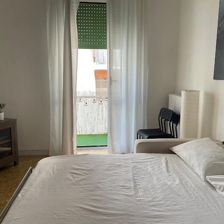 Appartement Regina Elena Al Mare à Pescara Extérieur photo