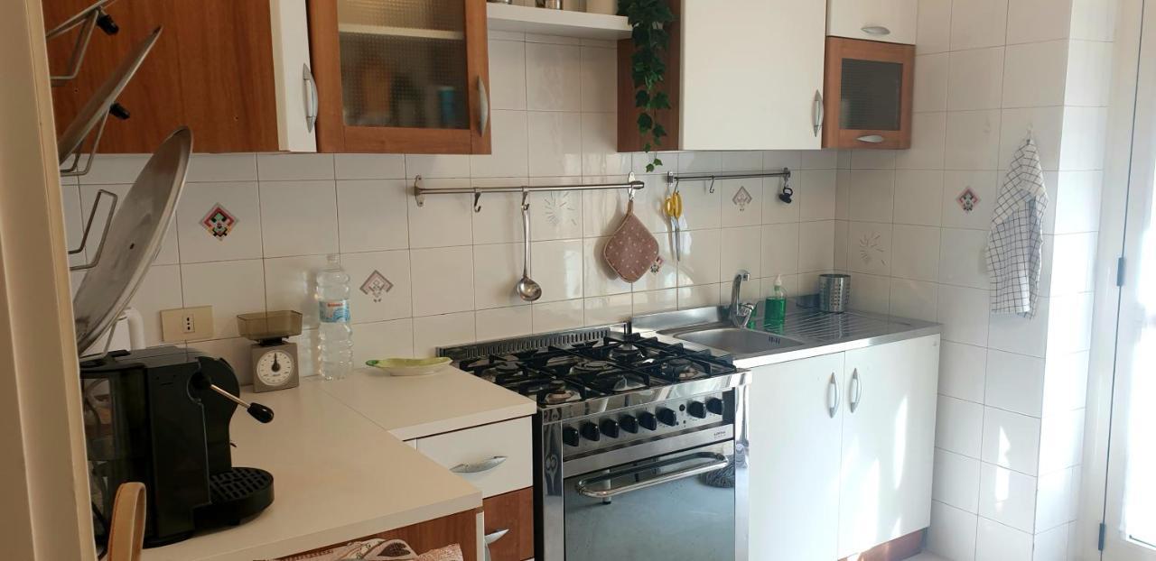 Appartement Regina Elena Al Mare à Pescara Extérieur photo