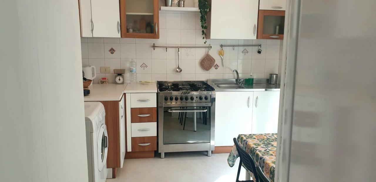 Appartement Regina Elena Al Mare à Pescara Extérieur photo